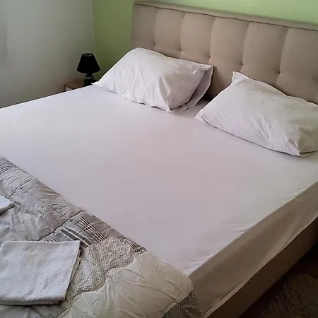 Apartment 14